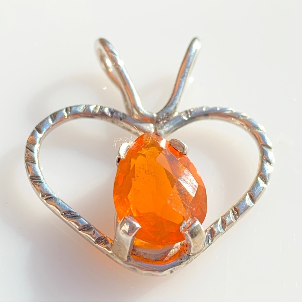 12.4ct Natural Facetted Opal .925 Sterling Silver Pendant - Picture 14 of 17